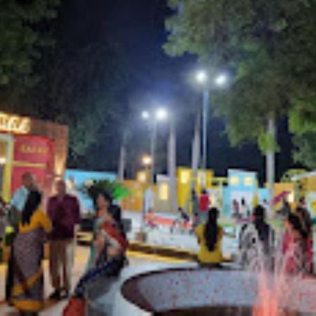 Hotel Pritam Palace , Dhule Bagian luar foto