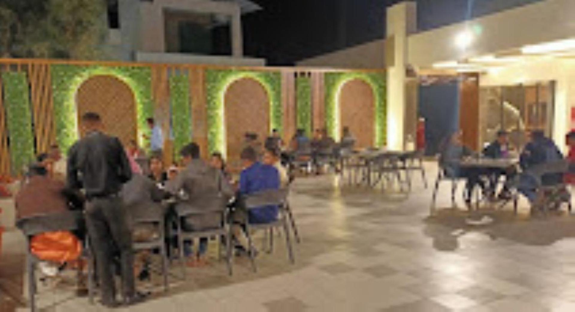 Hotel Pritam Palace , Dhule Bagian luar foto